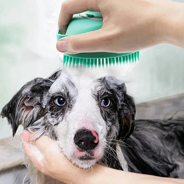 Refillable Pet Shampoo Brush
